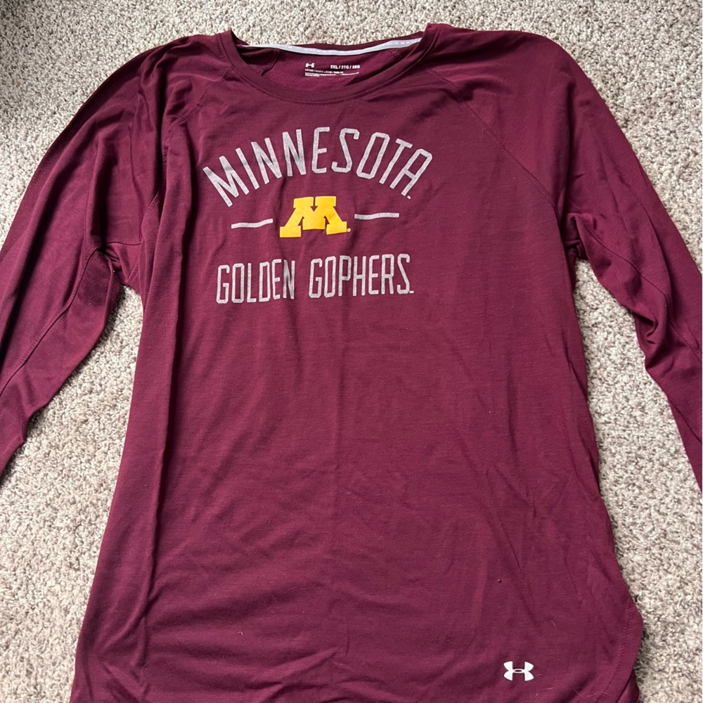 Minnesota Gophers long sleeve with thumb holes